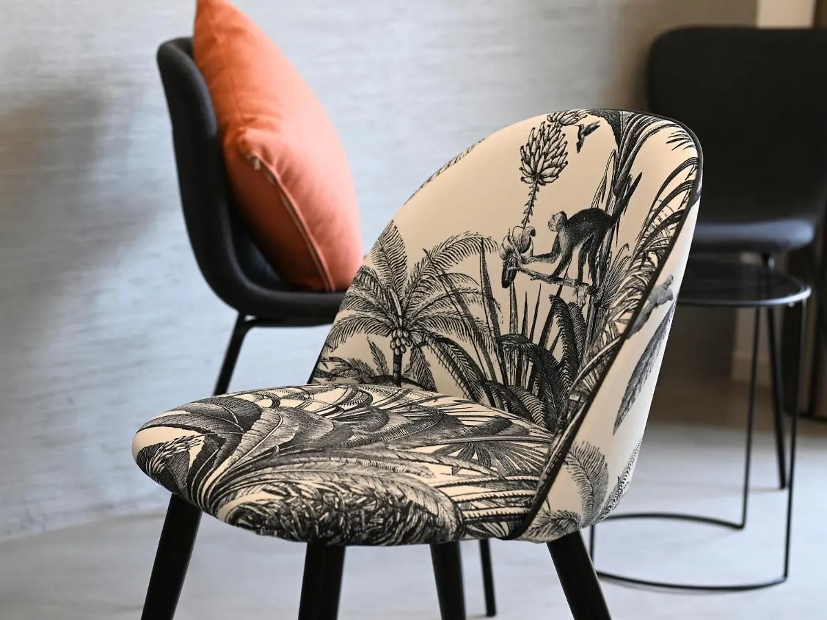 El Concept Room Brolo 0*,  Italy