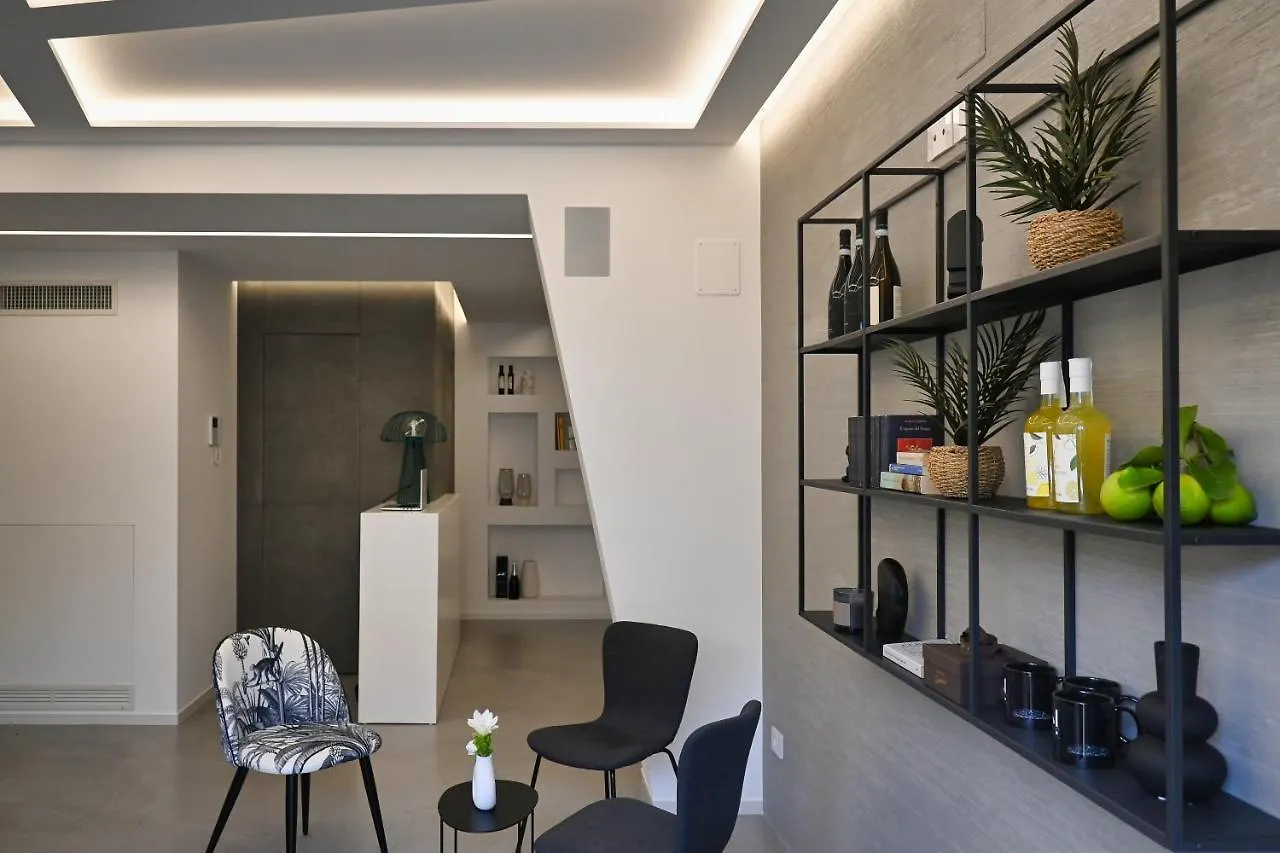 El Concept Room Brolo Guest house